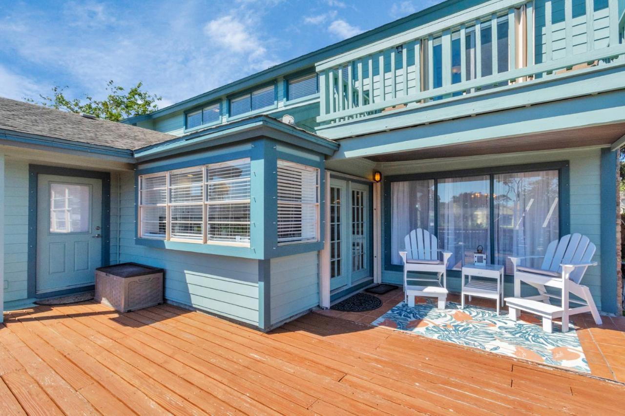 Beauty On The Water! Lake House Near The Beaches! ガルベストン エクステリア 写真