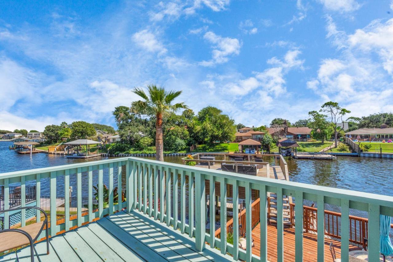 Beauty On The Water! Lake House Near The Beaches! ガルベストン エクステリア 写真